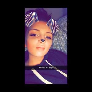 Meet your Posher, Emily